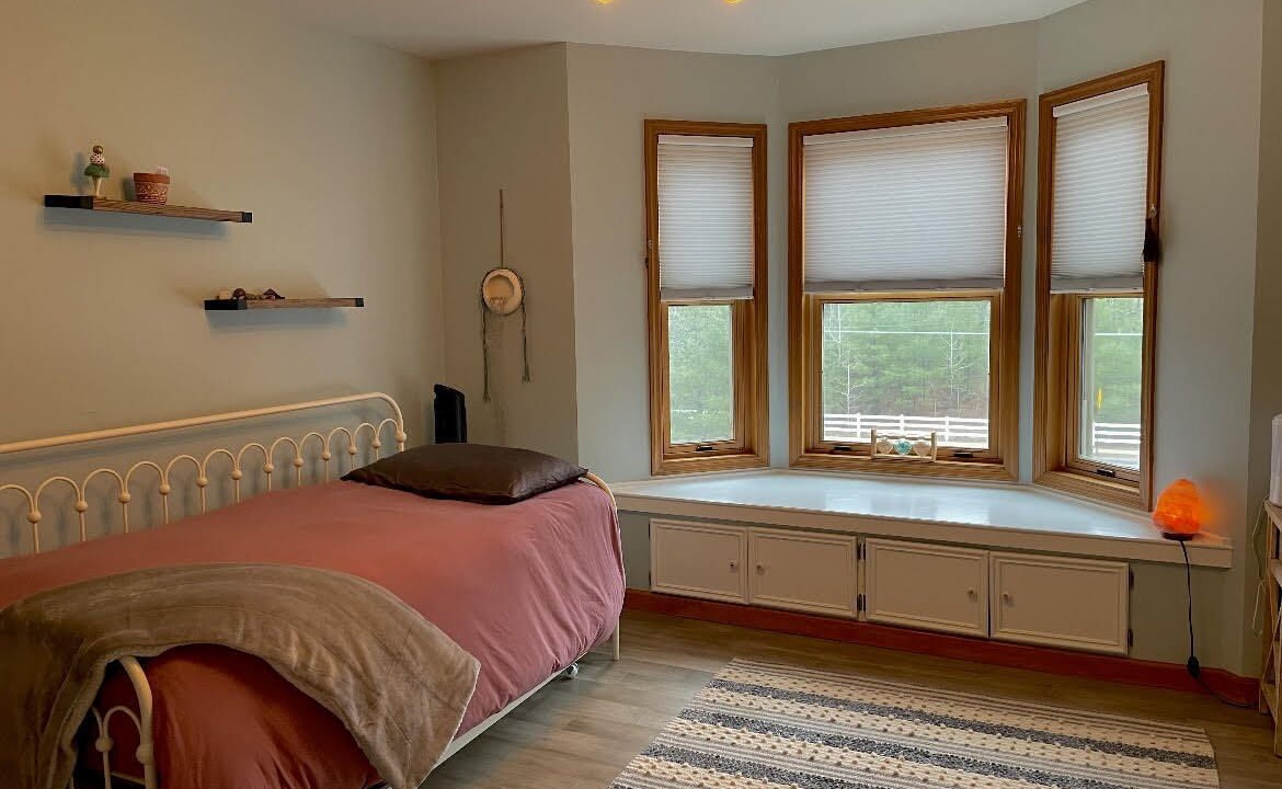 Photo of Bedroom in Saratoga Springs