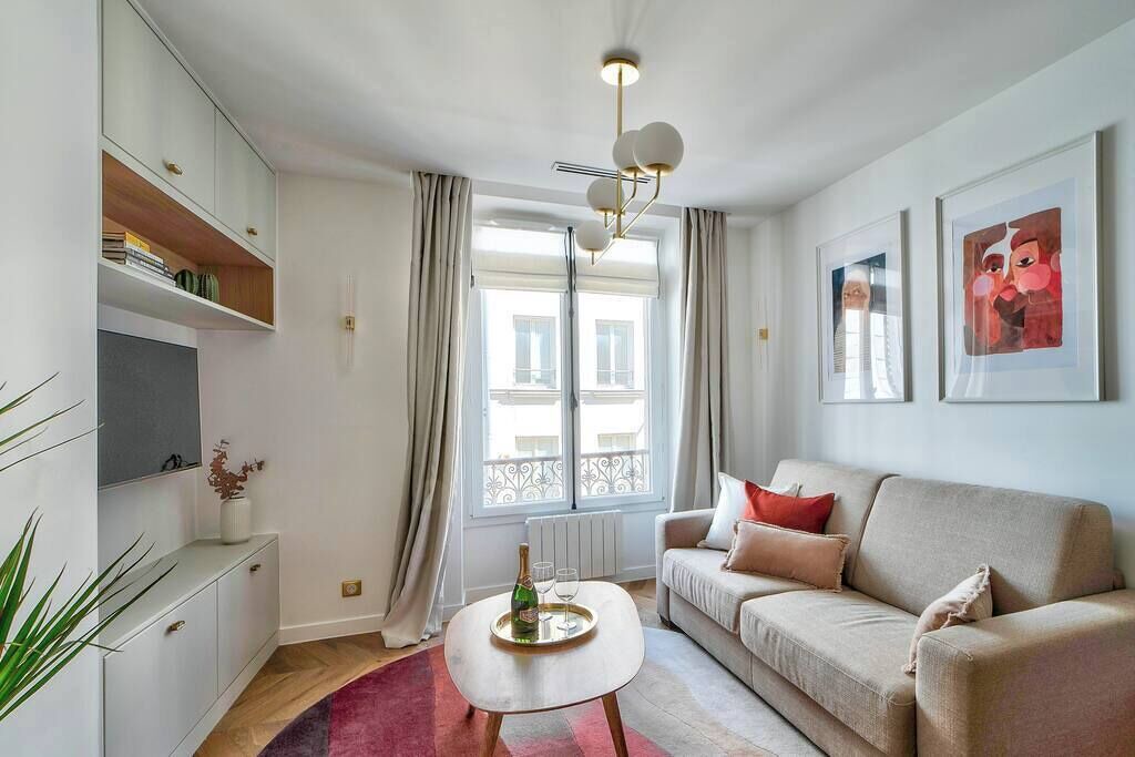 Photo of Others in Quartier du Faubourg-Montmartre