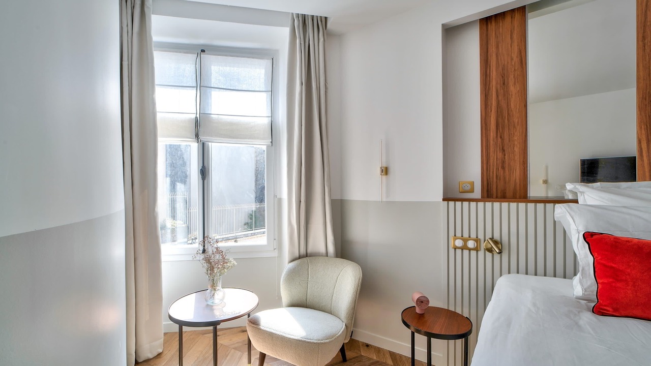 Photo of Others in Quartier du Faubourg-Montmartre