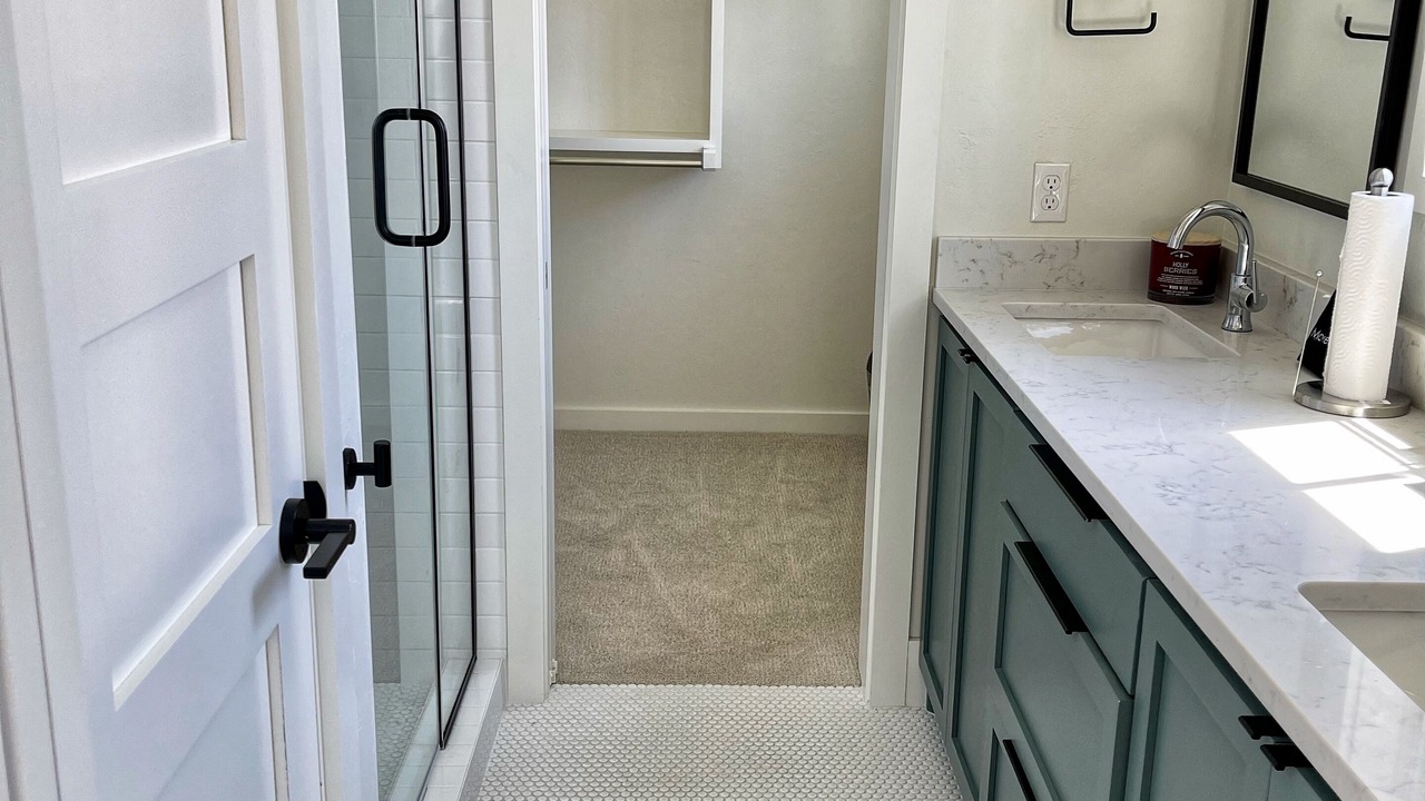 Photo of Bathroom in Central Oklahoma City