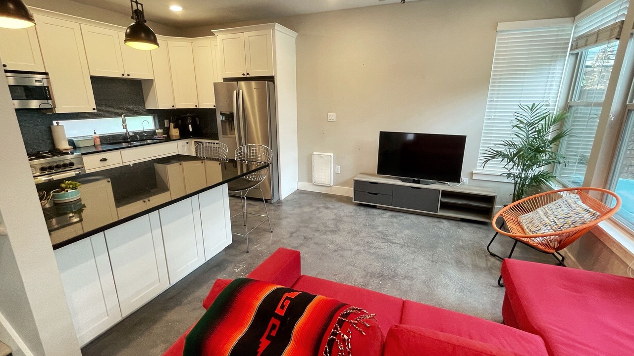 Photo of Bedroom in MLK