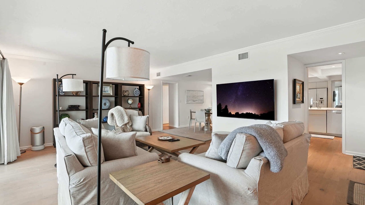 Photo of Livingroom in Park Shore