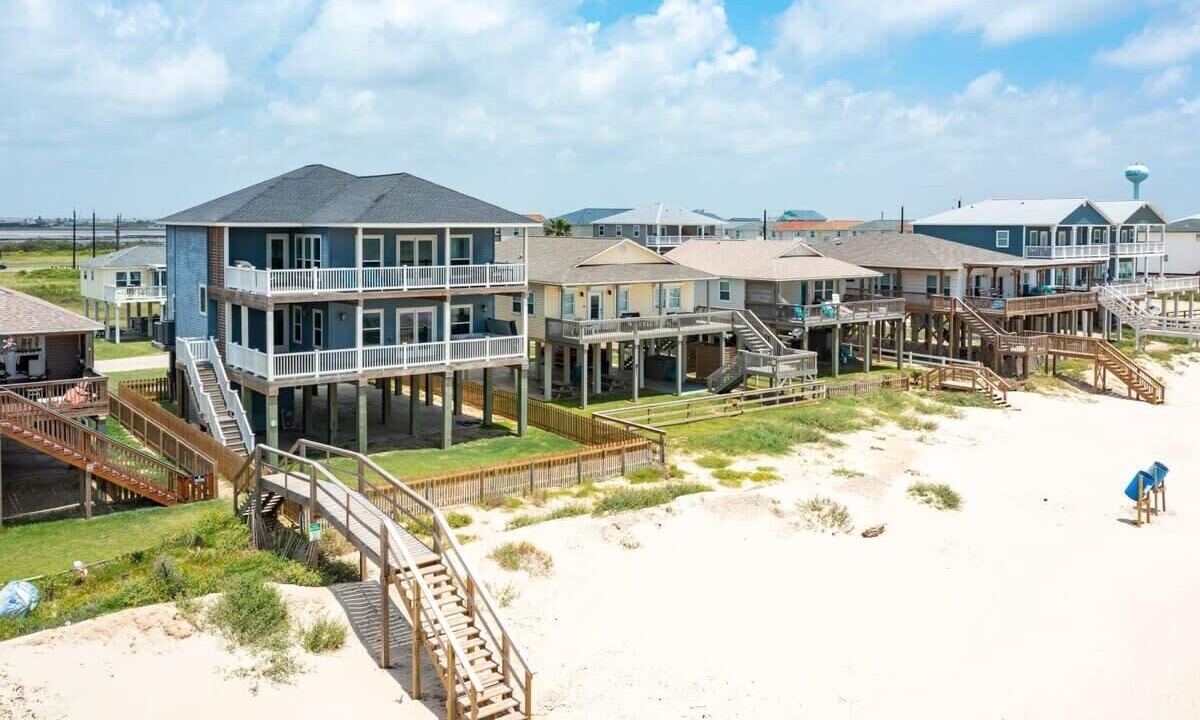 Photo of Others in Surfside Beach