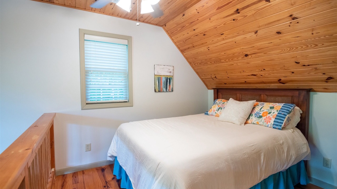 Photo of Bedroom in Dadeville