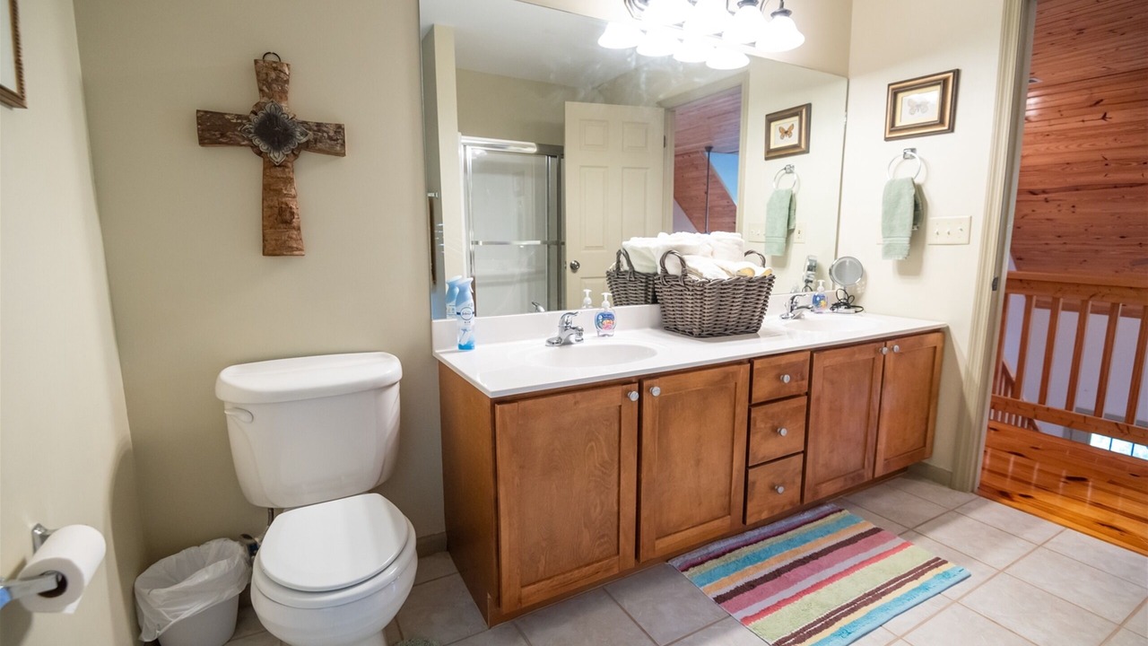Photo of Bathroom in Dadeville