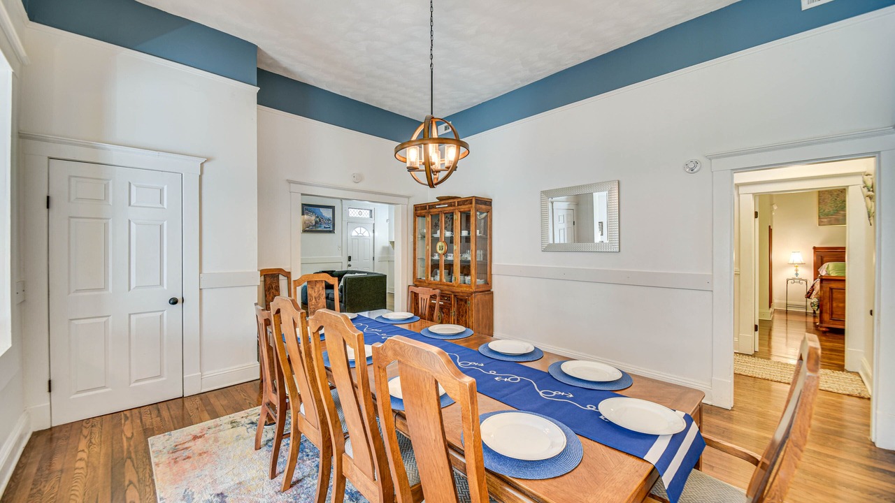Photo of Livingroom in Hampton