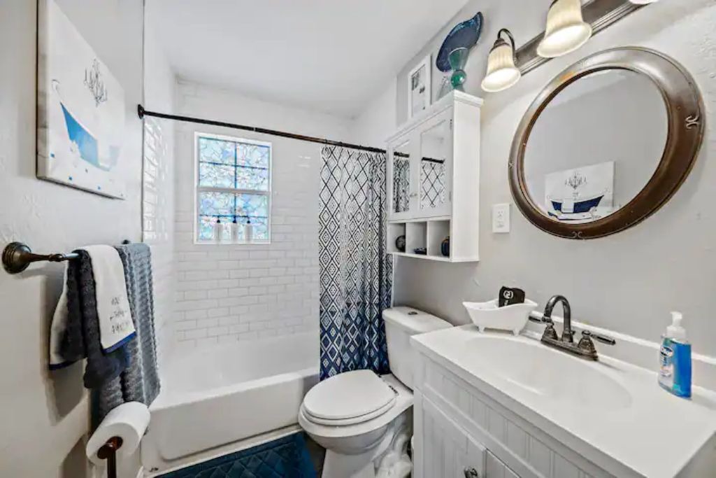 Photo of Bathroom in Big Spring