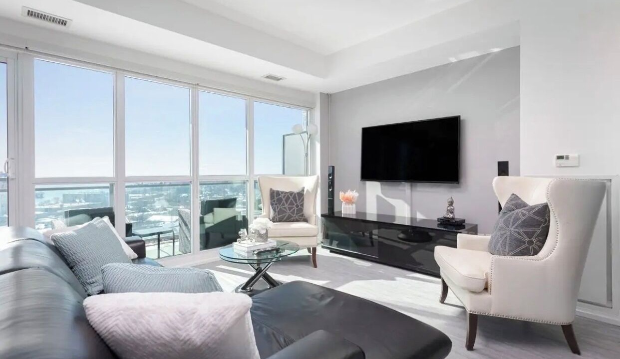 Photo of Livingroom in Mimico
