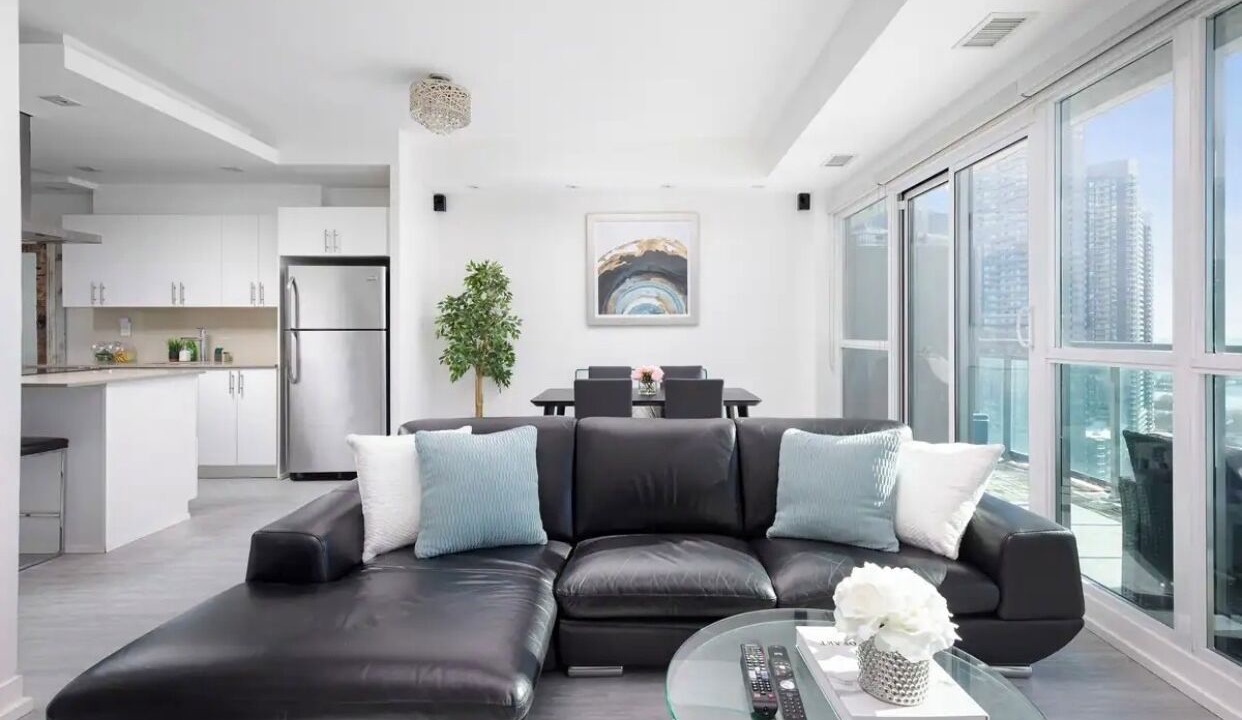 Photo of Livingroom in Mimico