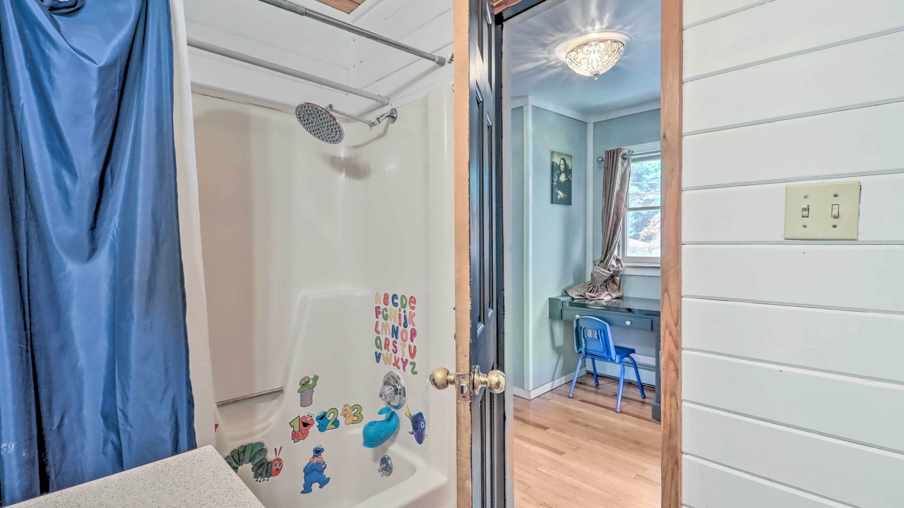Photo of Bathroom in Lake Ariel