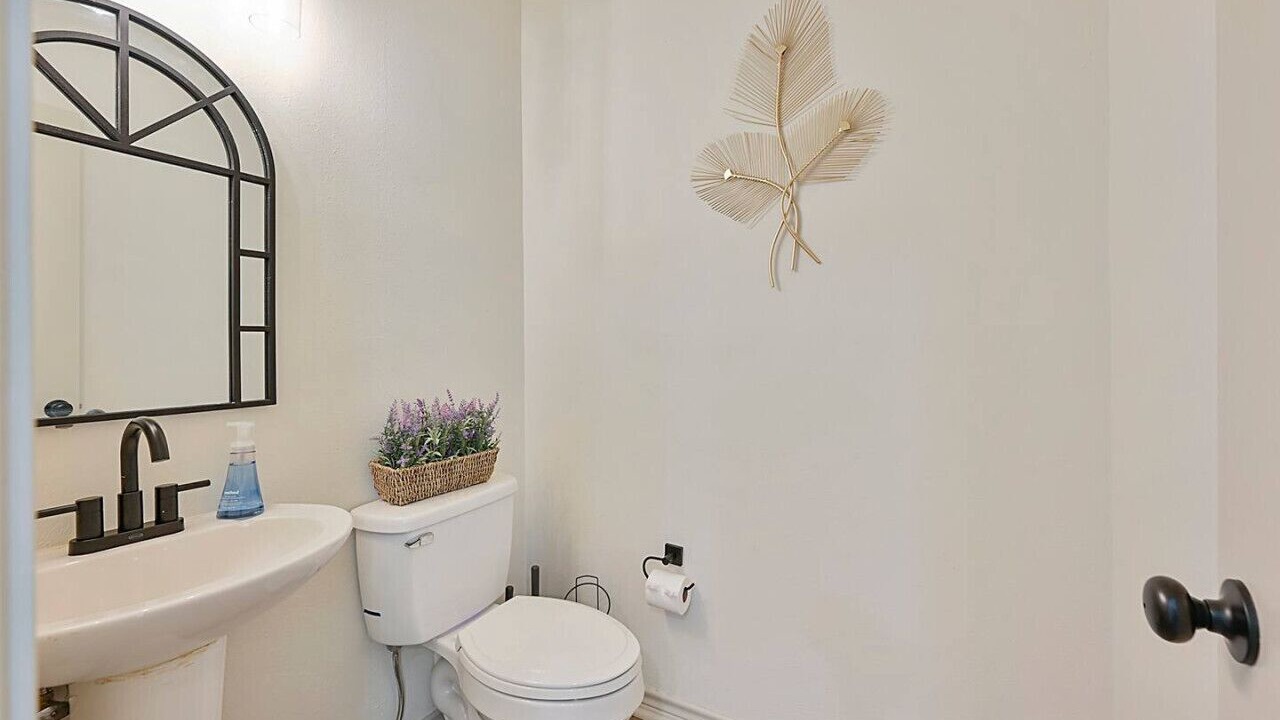 Photo of Bathroom in Copperfield