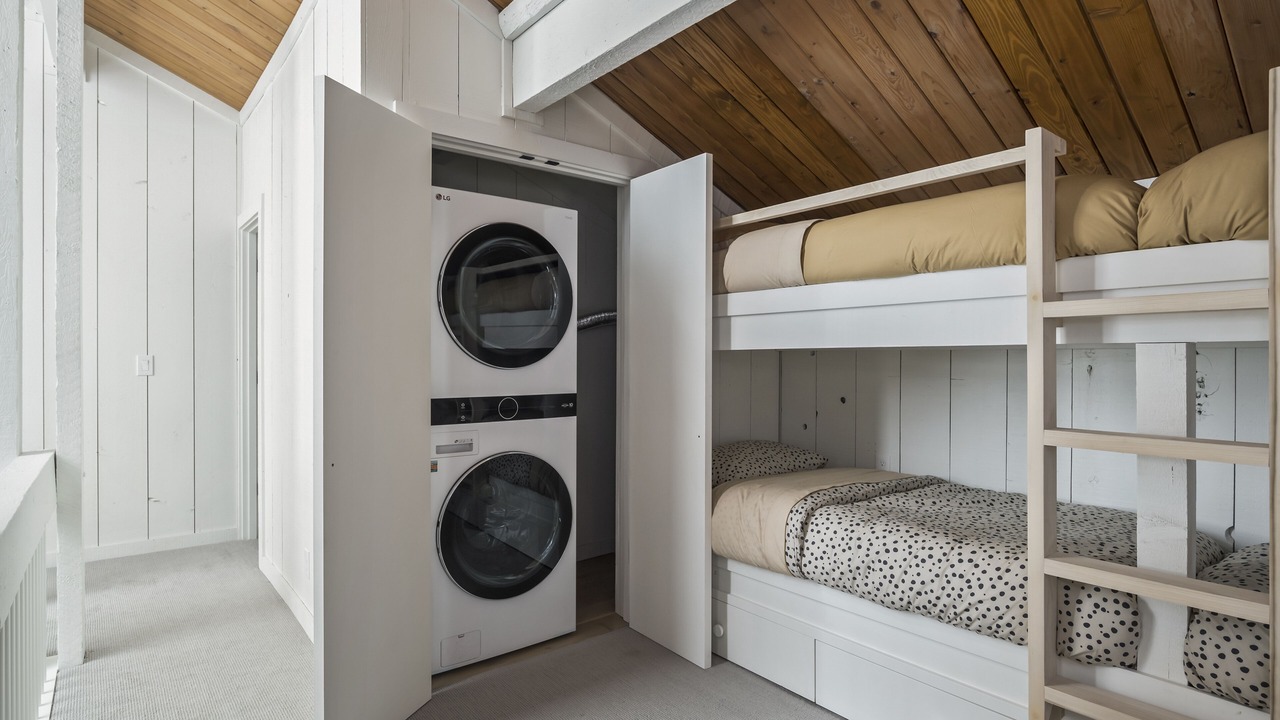 Photo of Bedroom in Black Butte Ranch