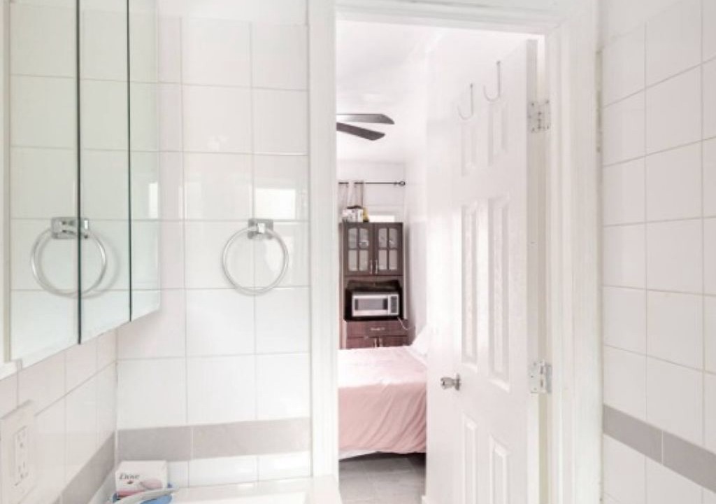 Photo of Bathroom in Florida Ridge