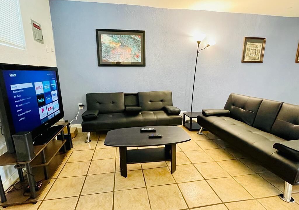 Photo of Livingroom in Fabens