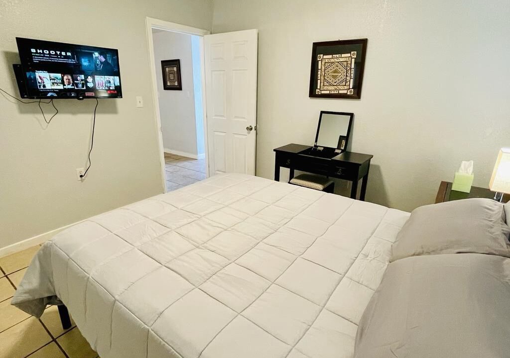 Photo of Bedroom in Fabens