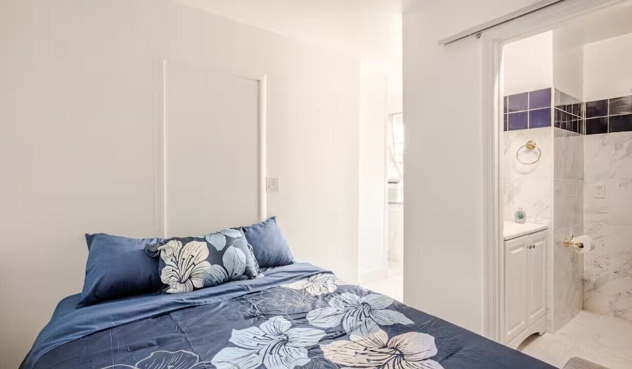 Photo of Bedroom in Florida Ridge