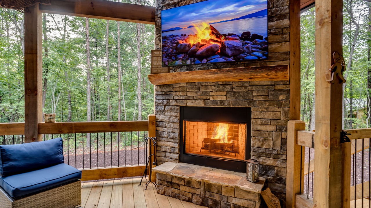 Photo of Livingroom in McCaysville