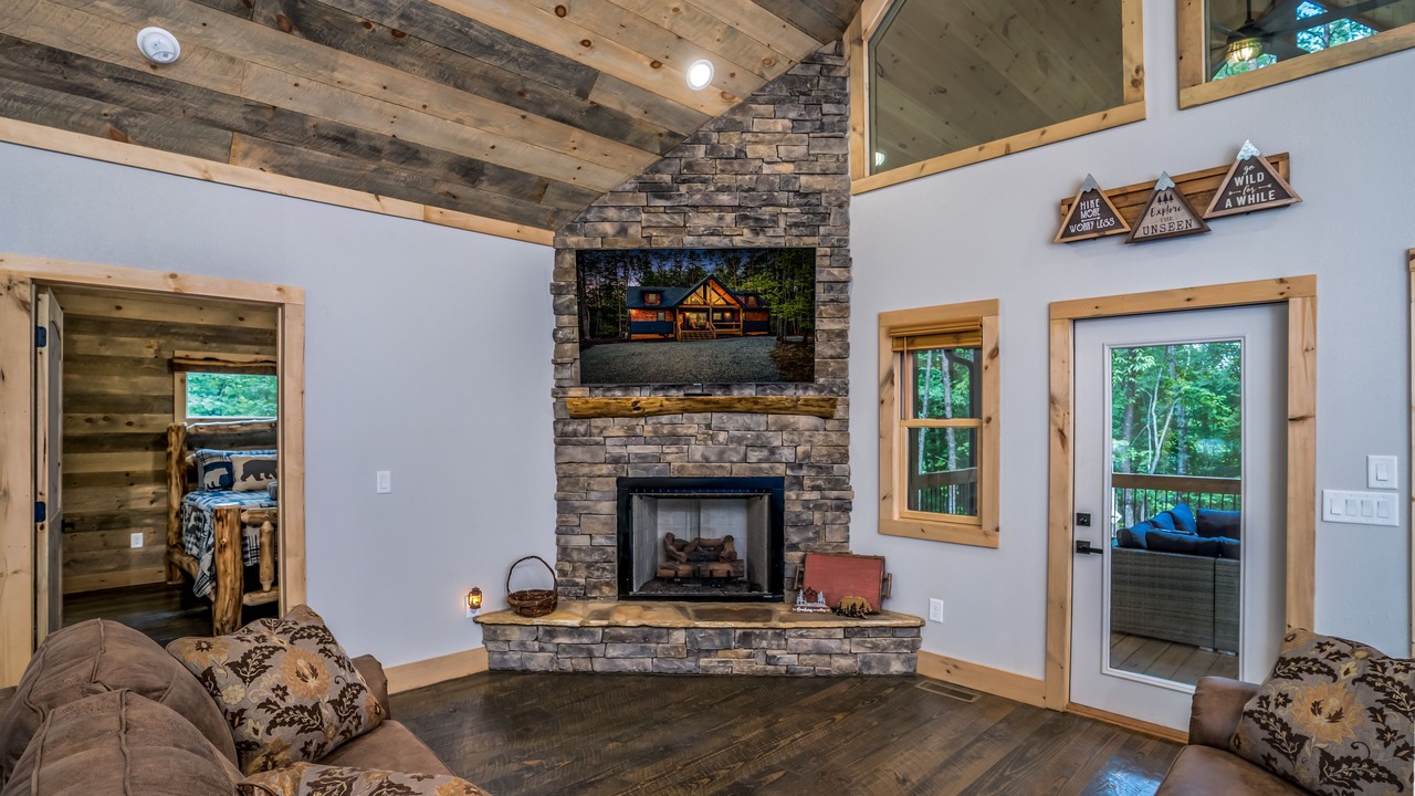 Photo of Livingroom in McCaysville