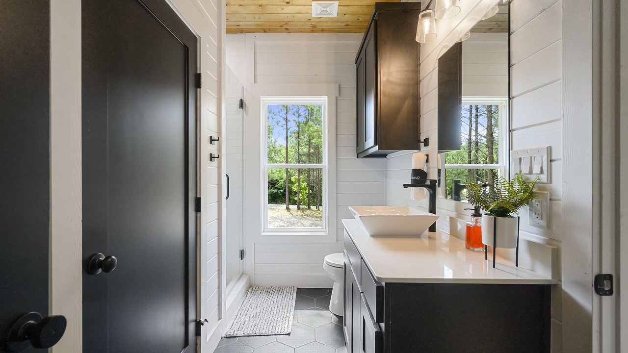 Photo of Bathroom in Broken Bow