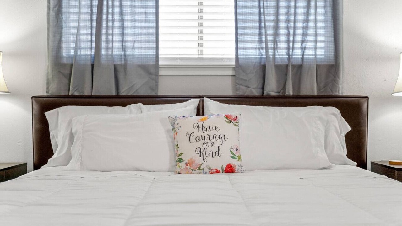Photo of Bedroom in Central Arlington