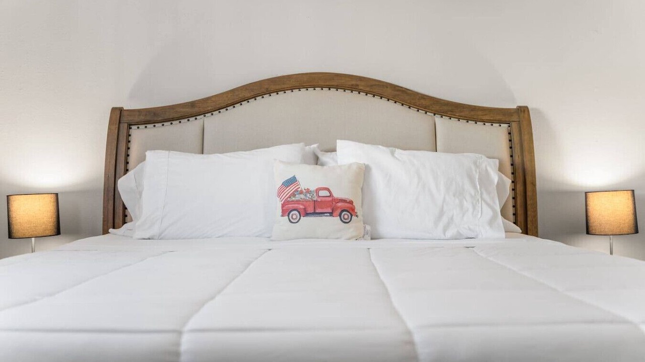 Photo of Bedroom in Central Arlington