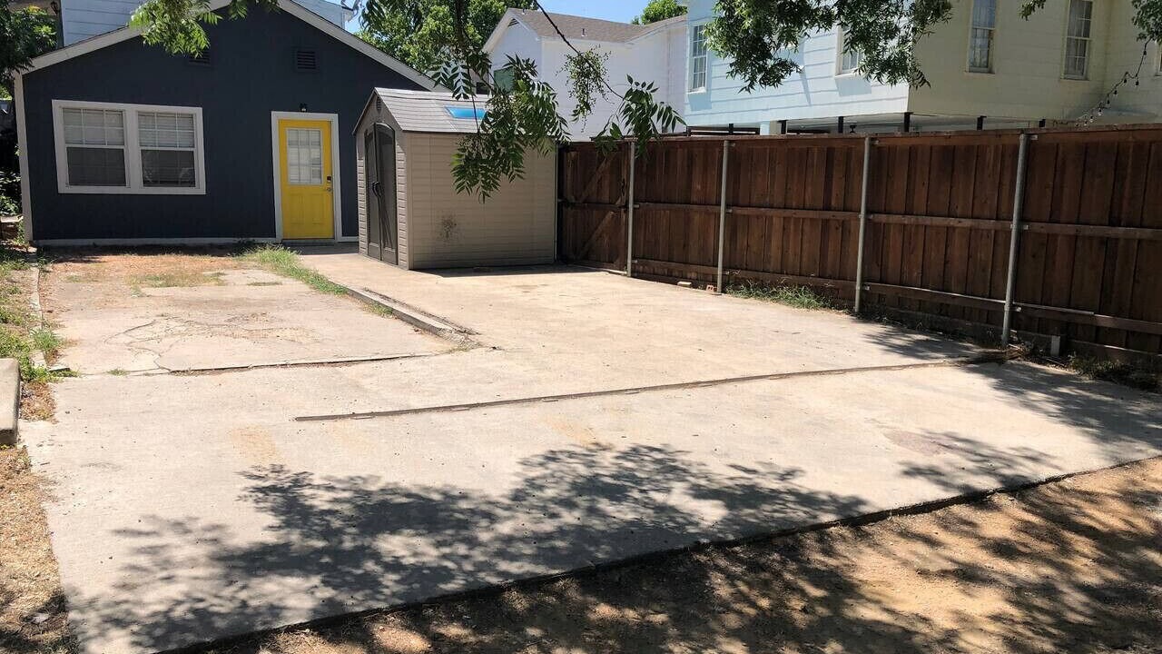 Photo of Outdoor in Kessler