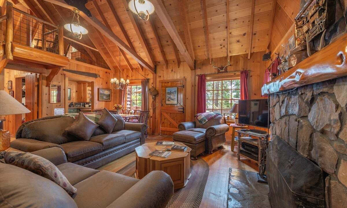 Photo of Livingroom in Ridgewood
