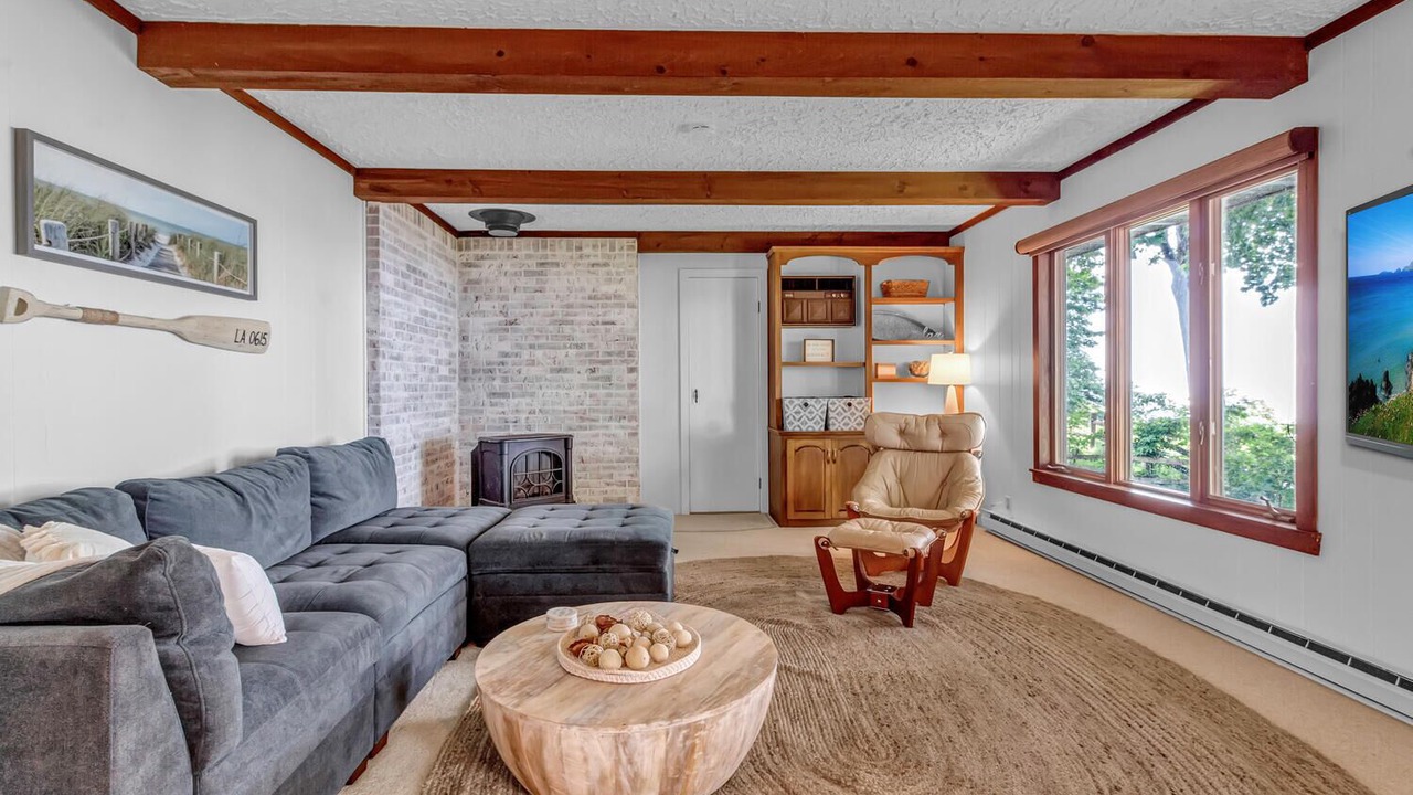 Photo of Livingroom in Olcott
