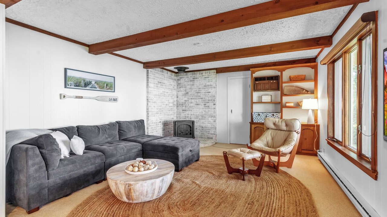 Photo of Livingroom in Olcott