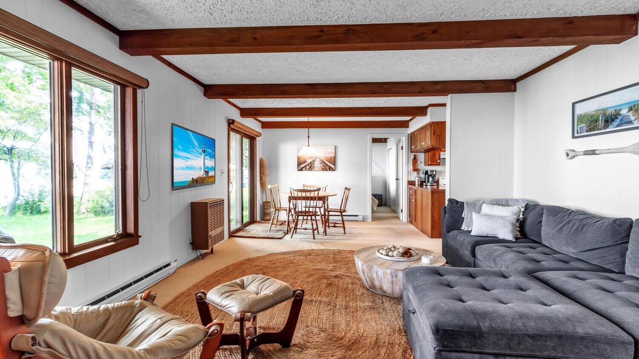 Photo of Livingroom in Olcott