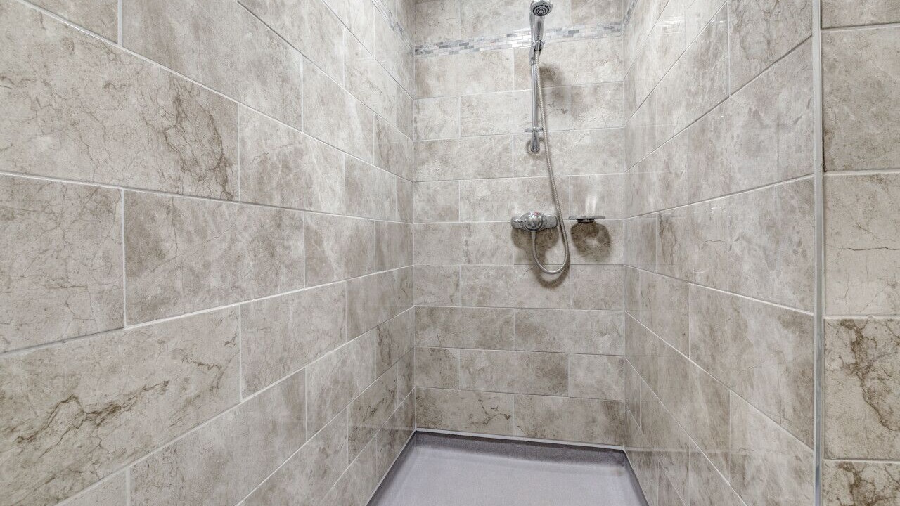 Photo of Bathroom in Babbacombe