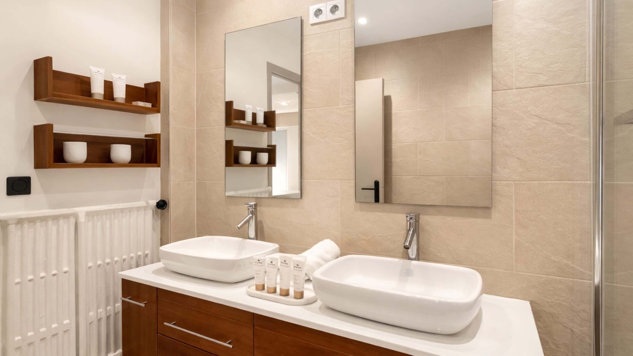 Photo of Bathroom in Necker