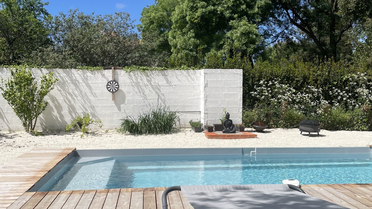 Photo of Outdoor in Talais