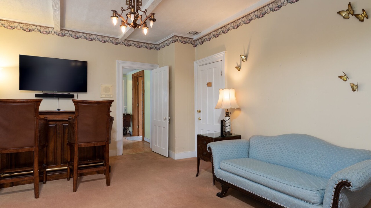 Photo of Bedroom in Warrensburg
