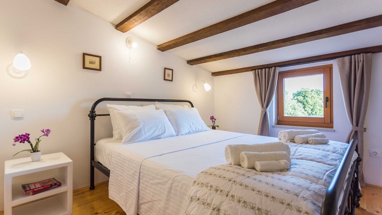 Photo of Bedroom in Pomer
