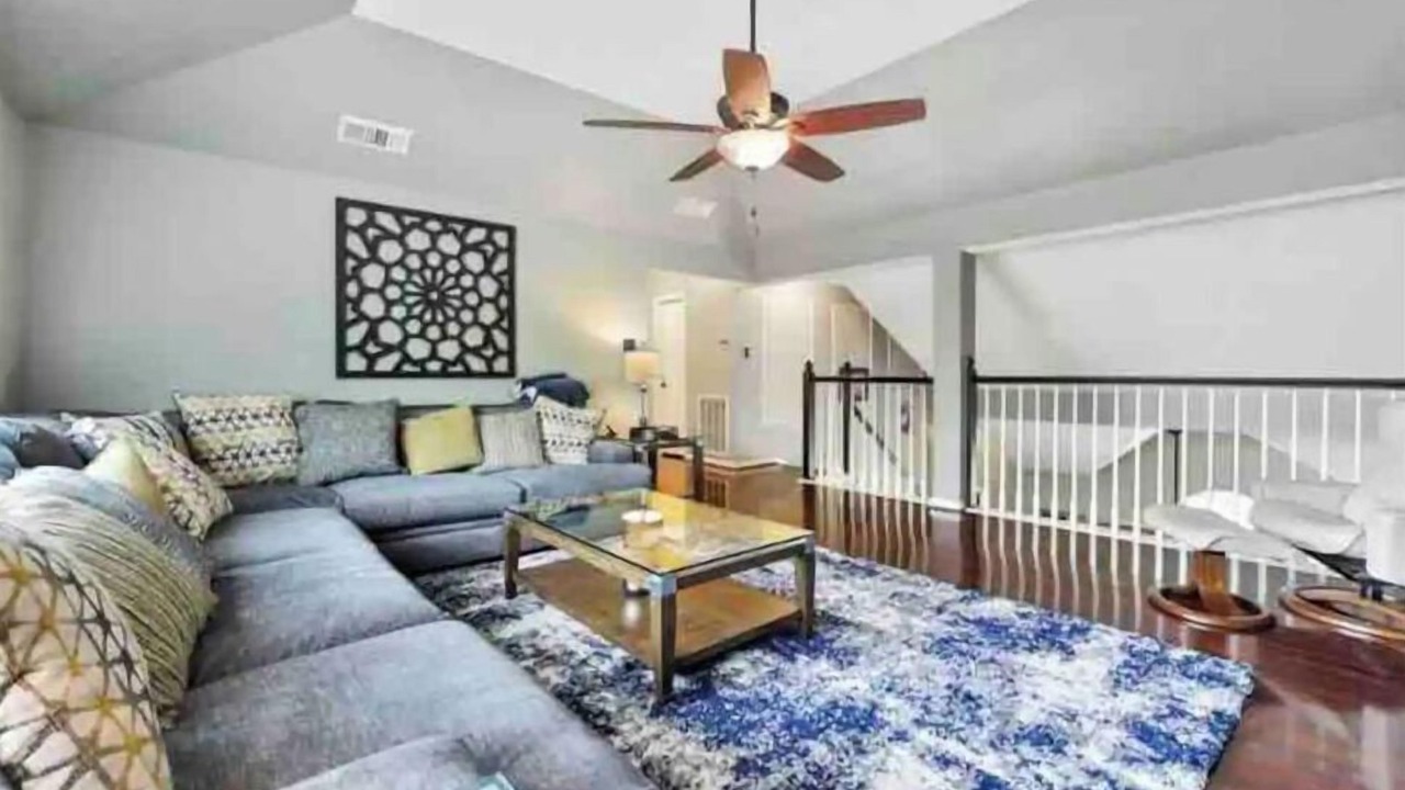 Photo of Livingroom in Cypress