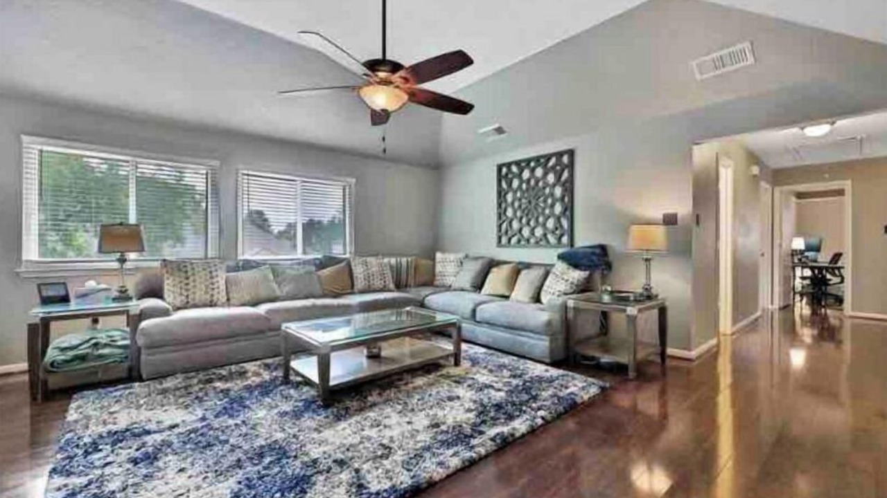 Photo of Livingroom in Cypress