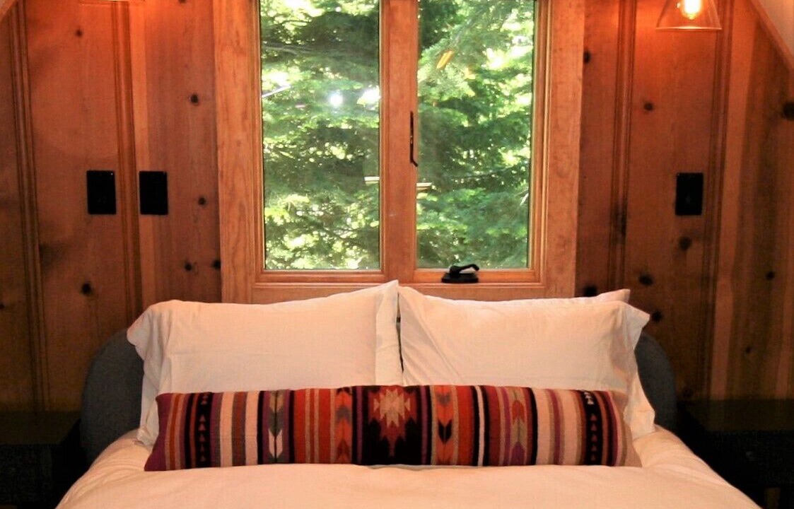 Photo of Bedroom in Pineland