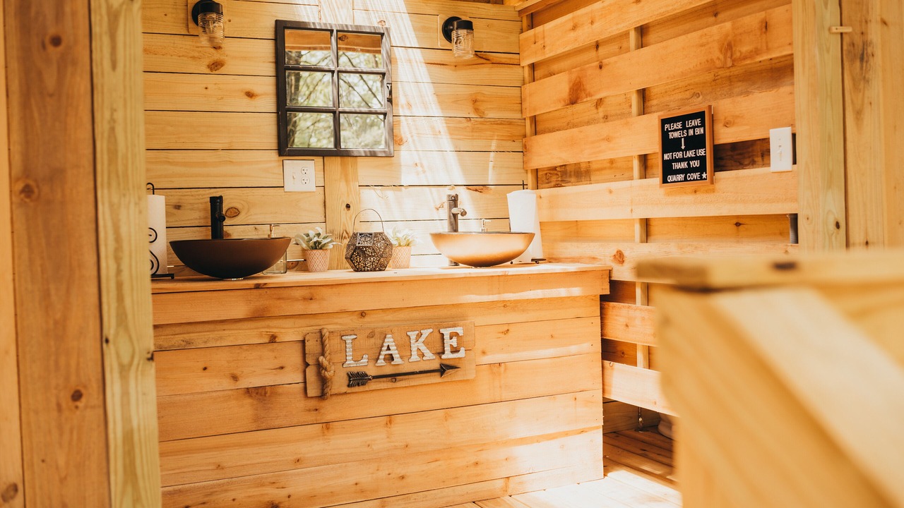 Photo of Bathroom in Mooresburg