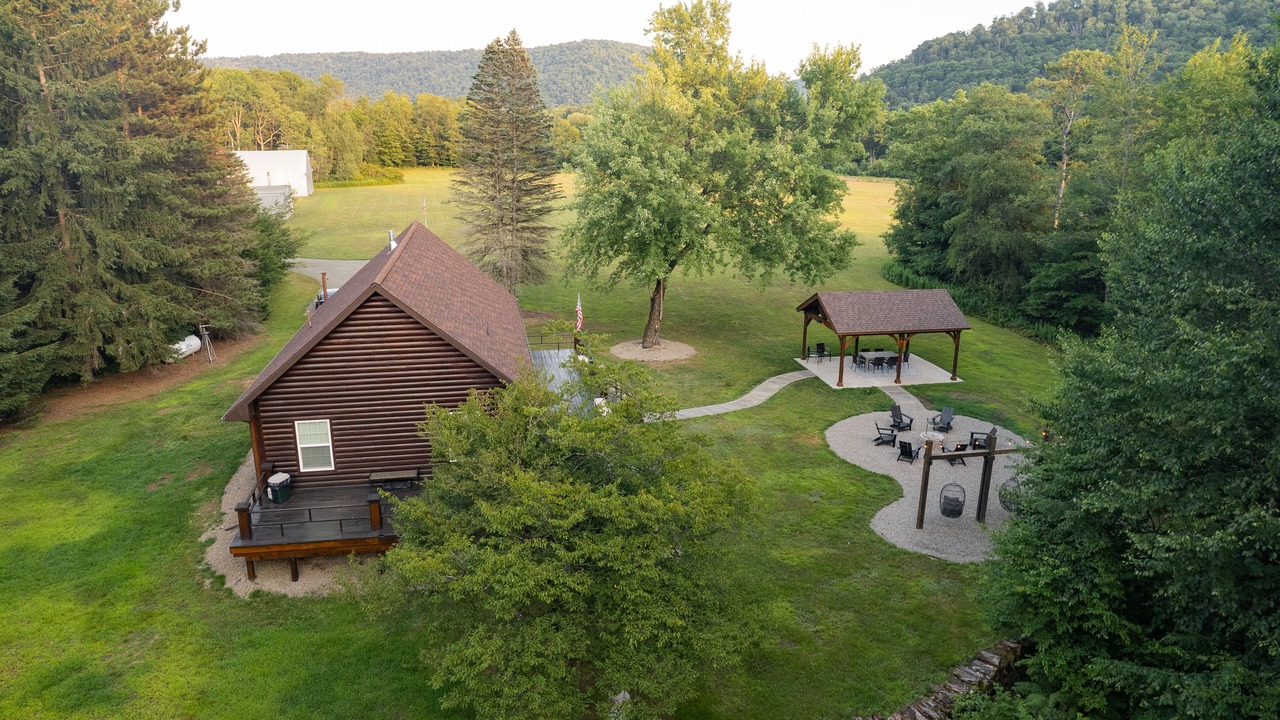 Photo of Outdoor in Crosby