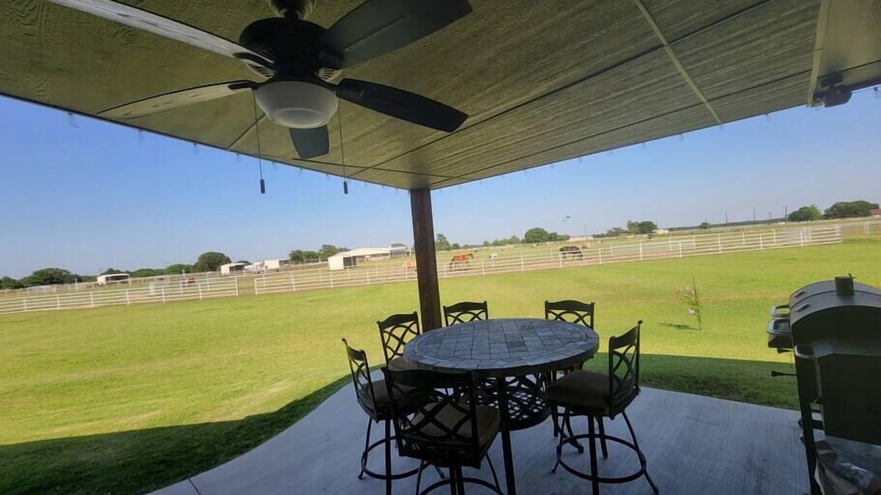 Photo of Outdoor in Weston