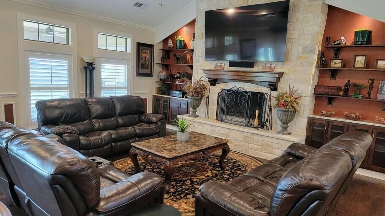 Photo of Livingroom in Weston