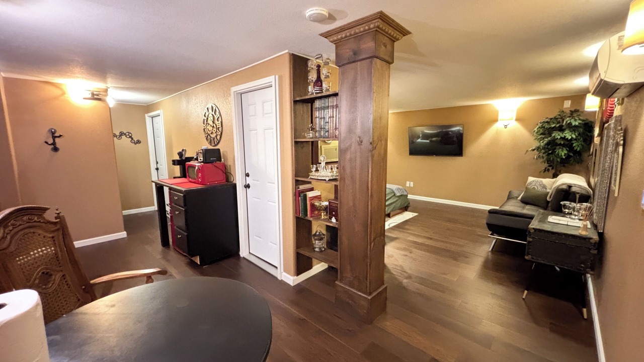 Photo of Livingroom in Boring