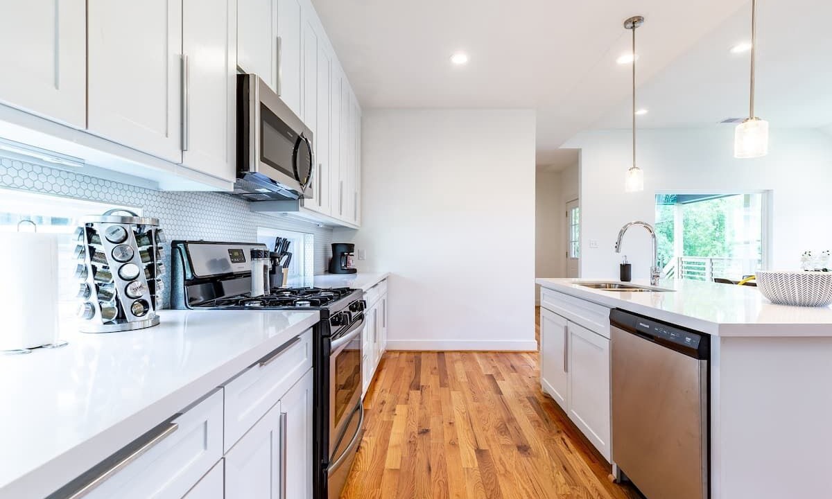 Photo of Kitchen in Lawndale/ Wayside