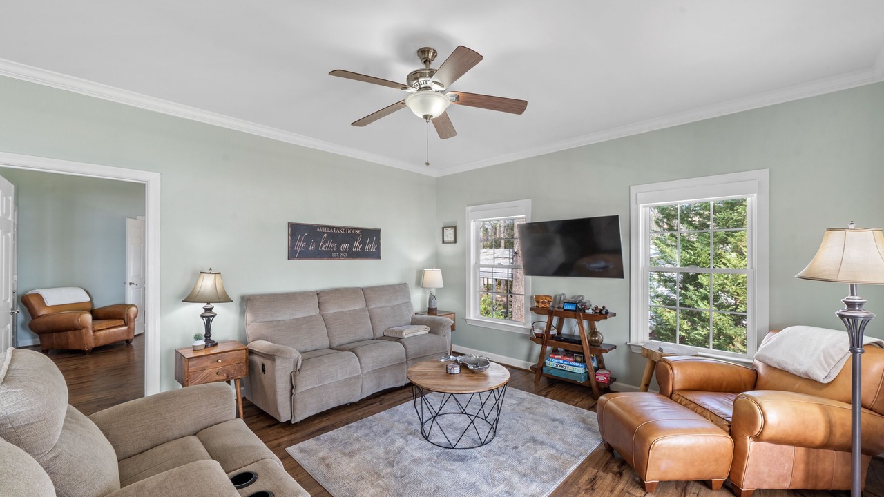 Photo of Livingroom in Milledgeville