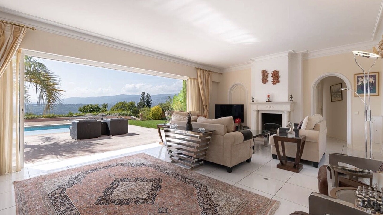 Photo of Livingroom in Mouans-Sartoux