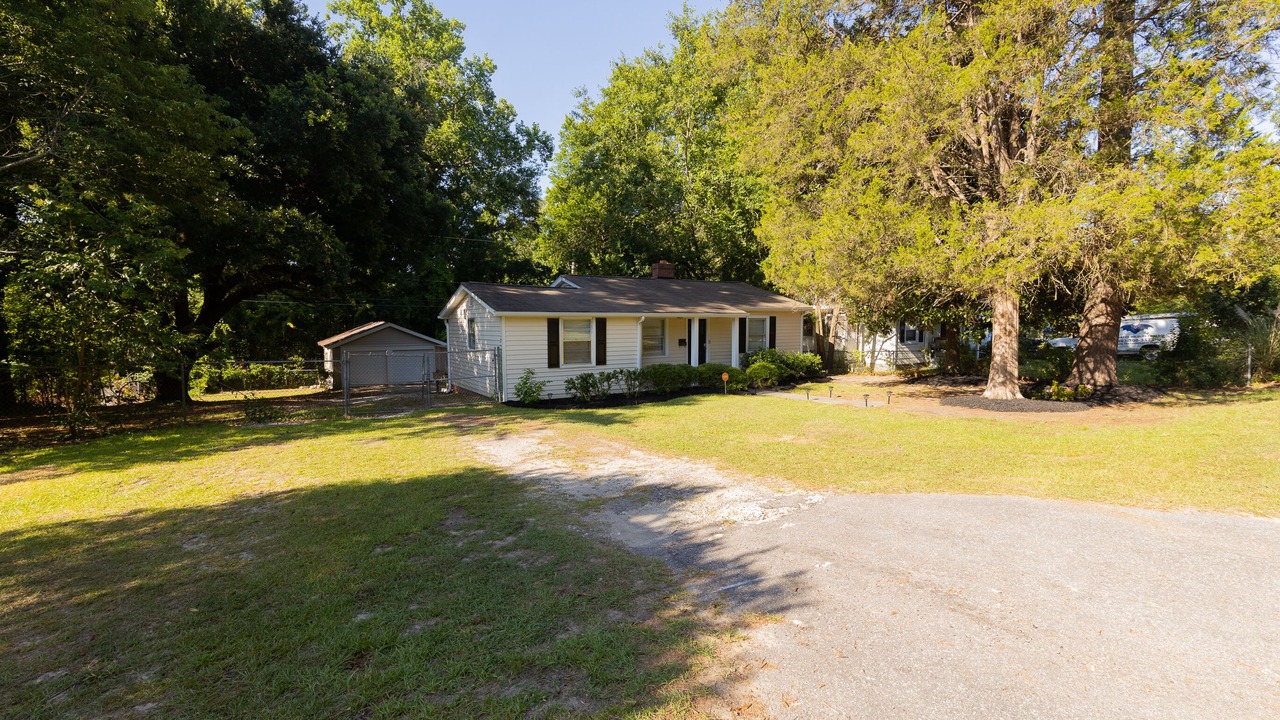 Photo of Outdoor in Rosewood