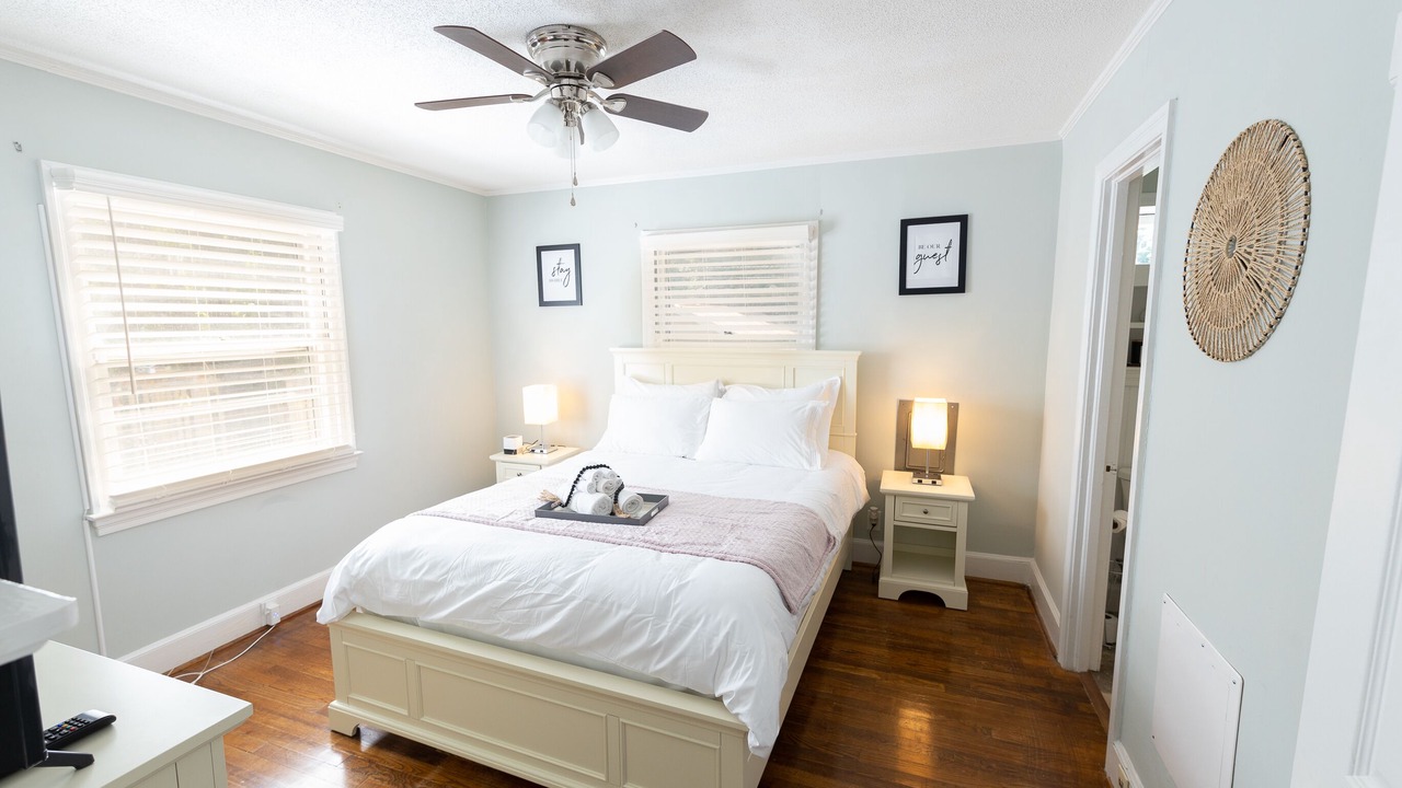 Photo of Bedroom in Rosewood