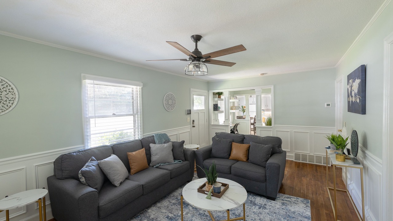 Photo of Livingroom in Rosewood
