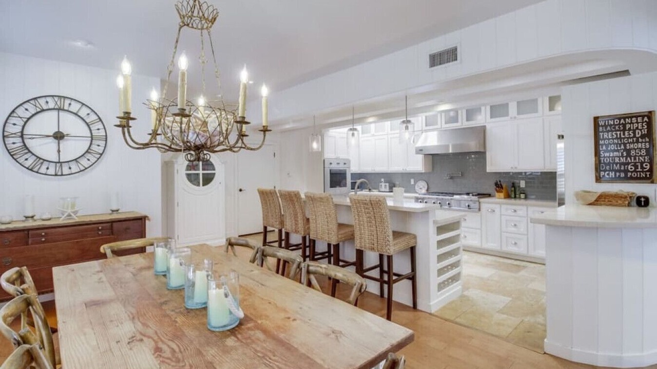 Photo of Bedroom in South Mission Beach